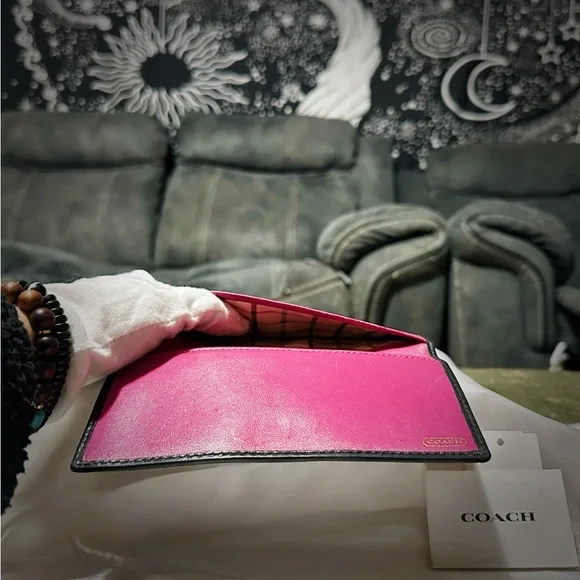 Vintage Coach Signature Brown and Black Card Holder - Picture 10 of 16